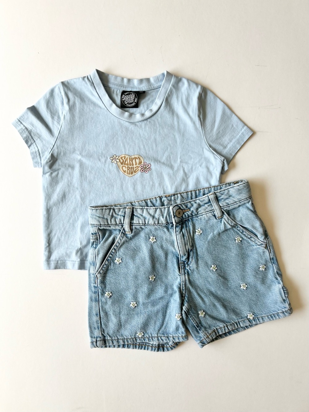 Girls Santa Cruz Crop Top and Floral Denim Short Set size Large/10 Baby Blue